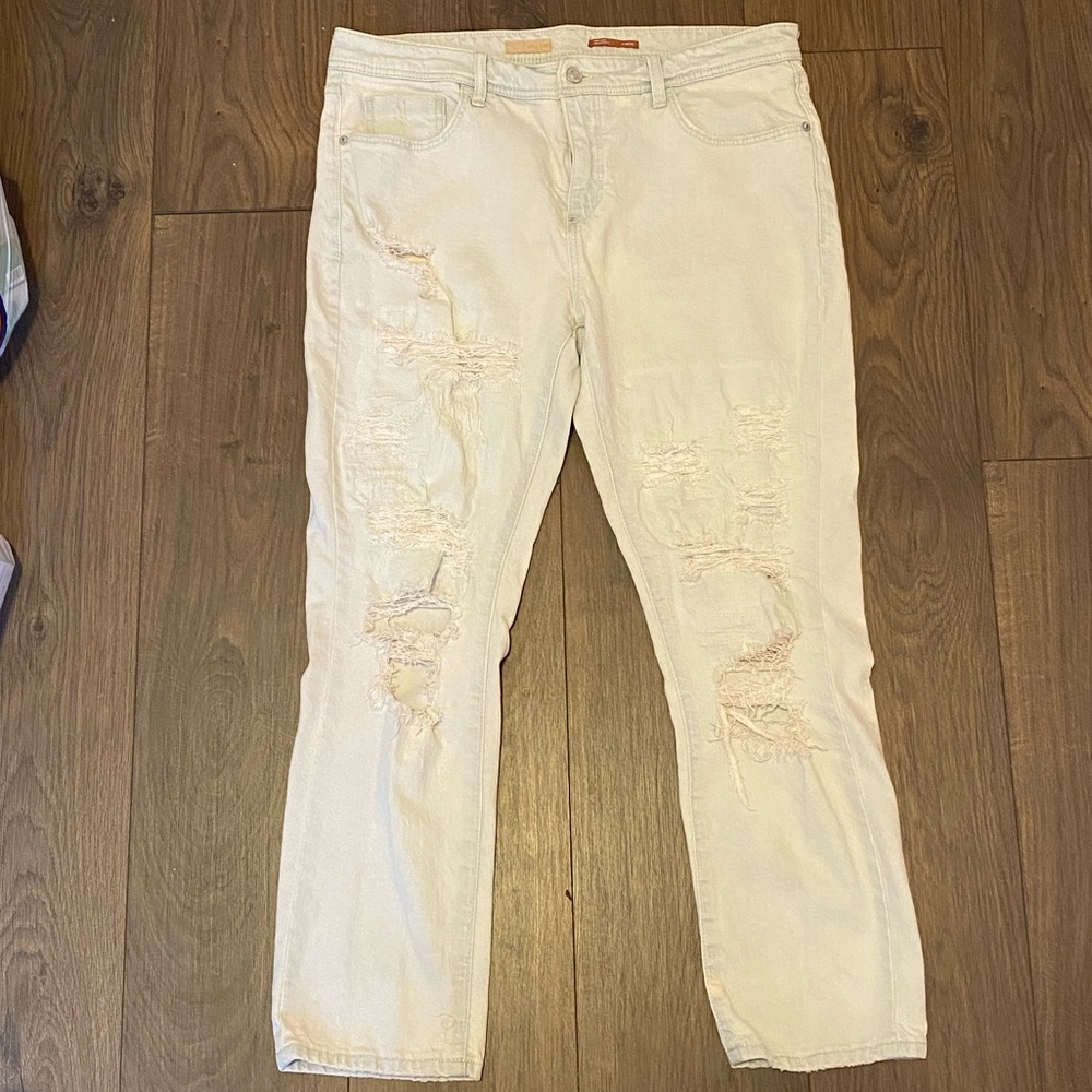 Anthropologie distressed jeans